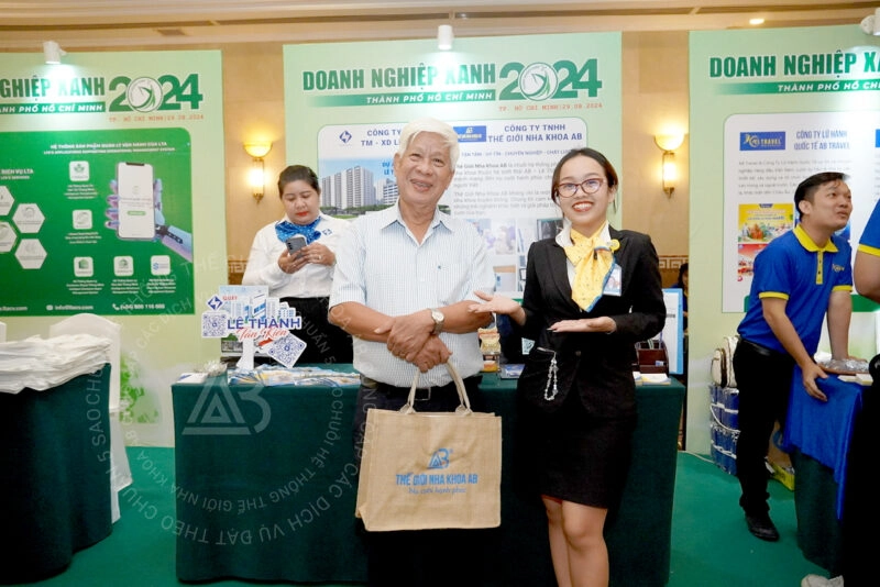 Thế Giới Nha Khoa AB được khách hàng tin tưởng và ủng hộ