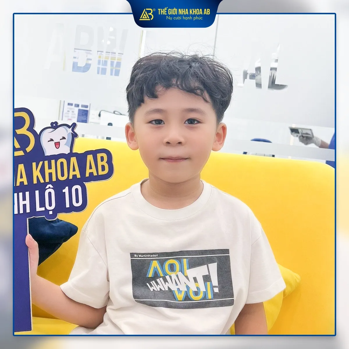 khach-hang-dich-vu-nha-khoa-tre-em-2